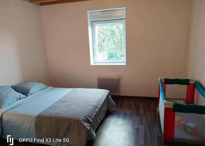 Maison Chaleureuse Proche A31, Avec Parking