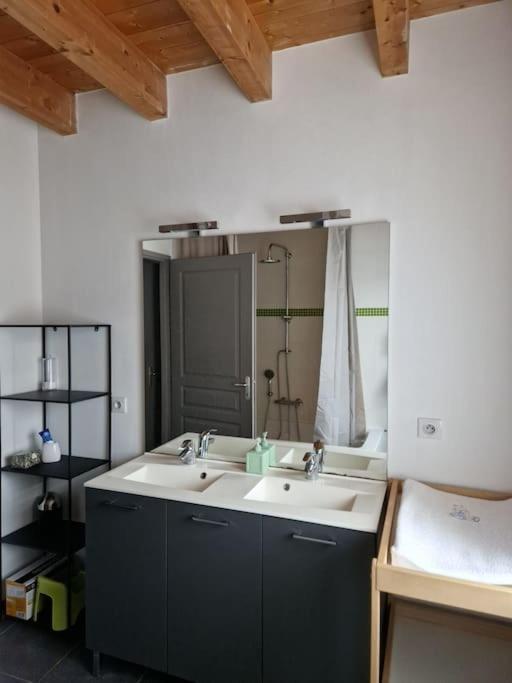 Maison Chaleureuse Proche A31, Avec Parking Apartment